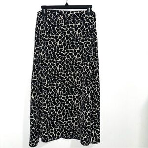 🌷5/$20 SHEIN Women’s Long Skirt